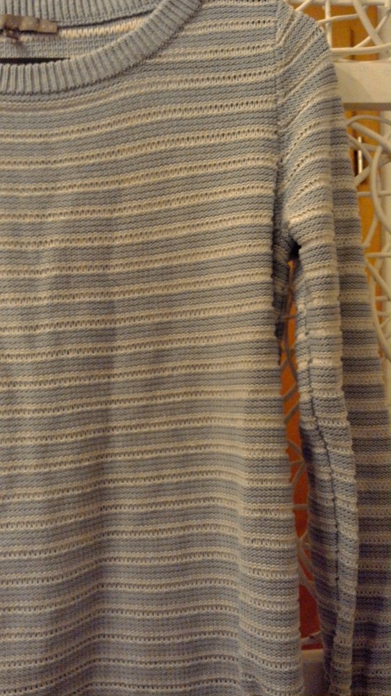 gestreifter Pulli