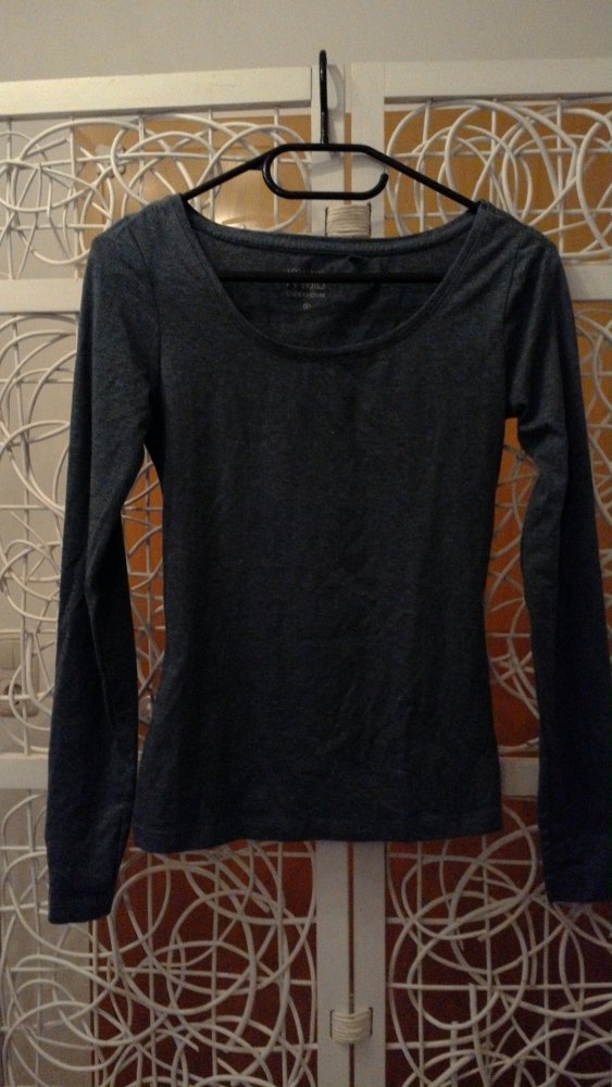 weiter graue Strickpulli
