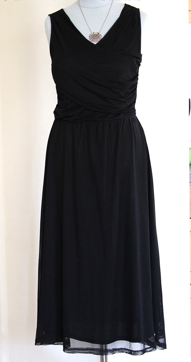 Schönes, schwarzes Midikleid, Gr.XS