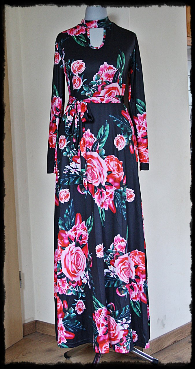 Traumhaft schönes Maxikleid mit Rosenmuster, Gr.34/36