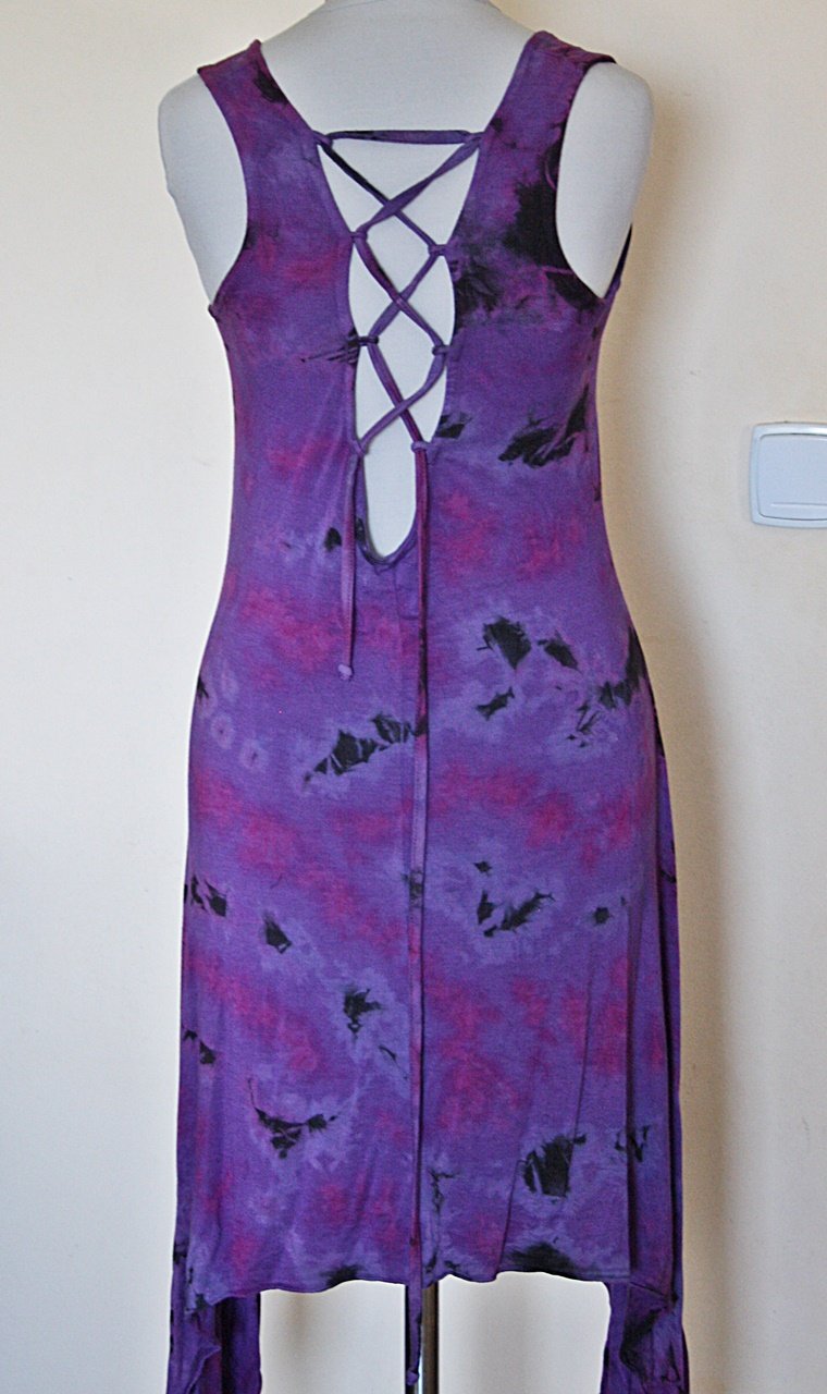 Wunderschönes, violettes Batik Midikleid, Gr.34/36