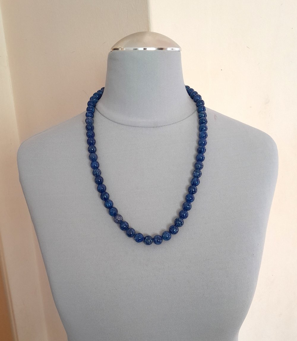 Wunderschöne, blaue Vintage Perlenkette