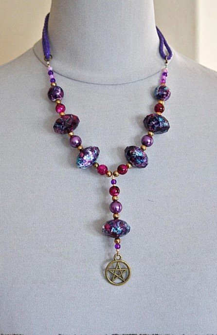 Wunderschönes, einzigartiges Collier mit Pentagramm Anhänger