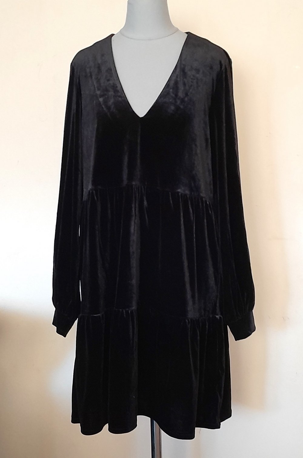 Schimmerndes, lockeres Samtkleid, Gr.34/36