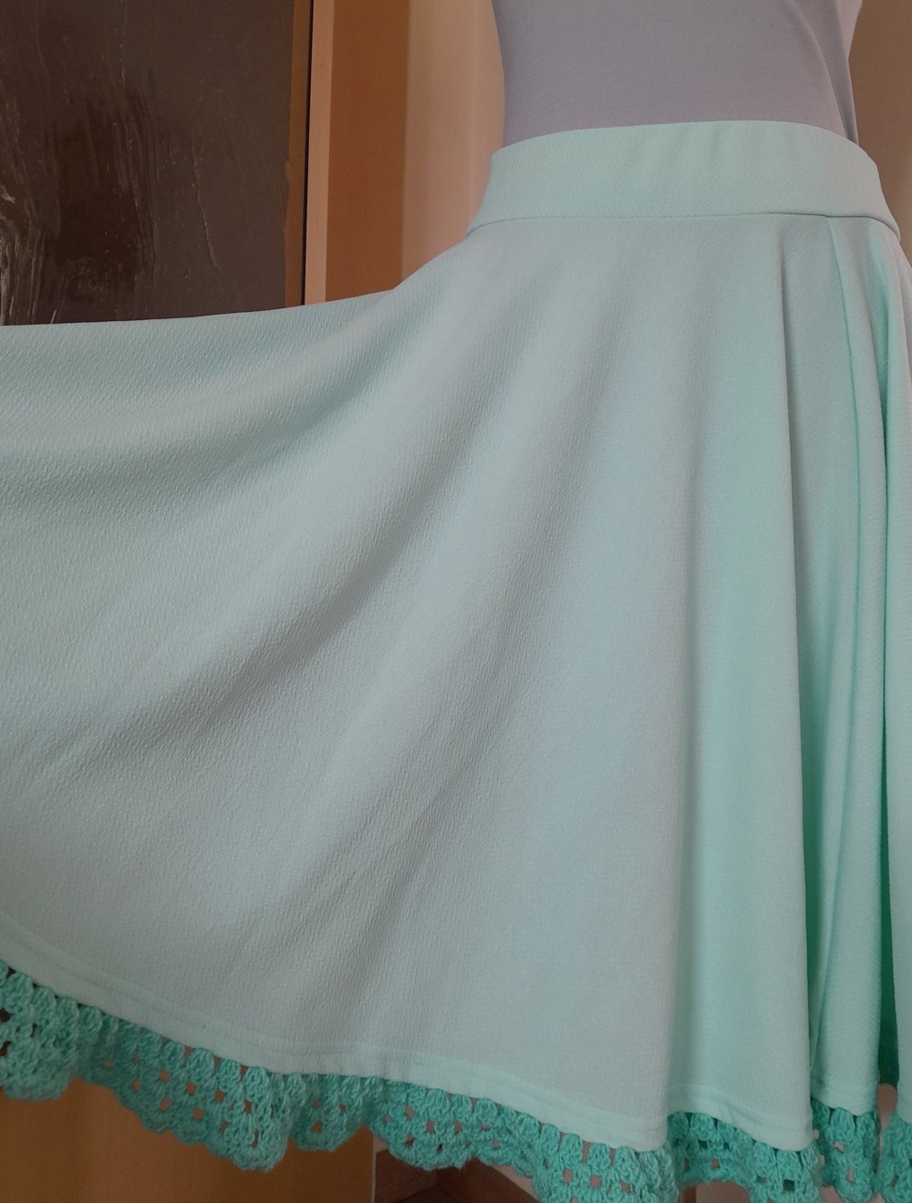 Wunderschöner High Waist Midirock in Mint, Gr.S/M