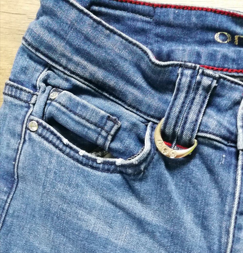 Jeans Jeanshose Röhre Slim Fit Orsay Strassdeko tolles Design!