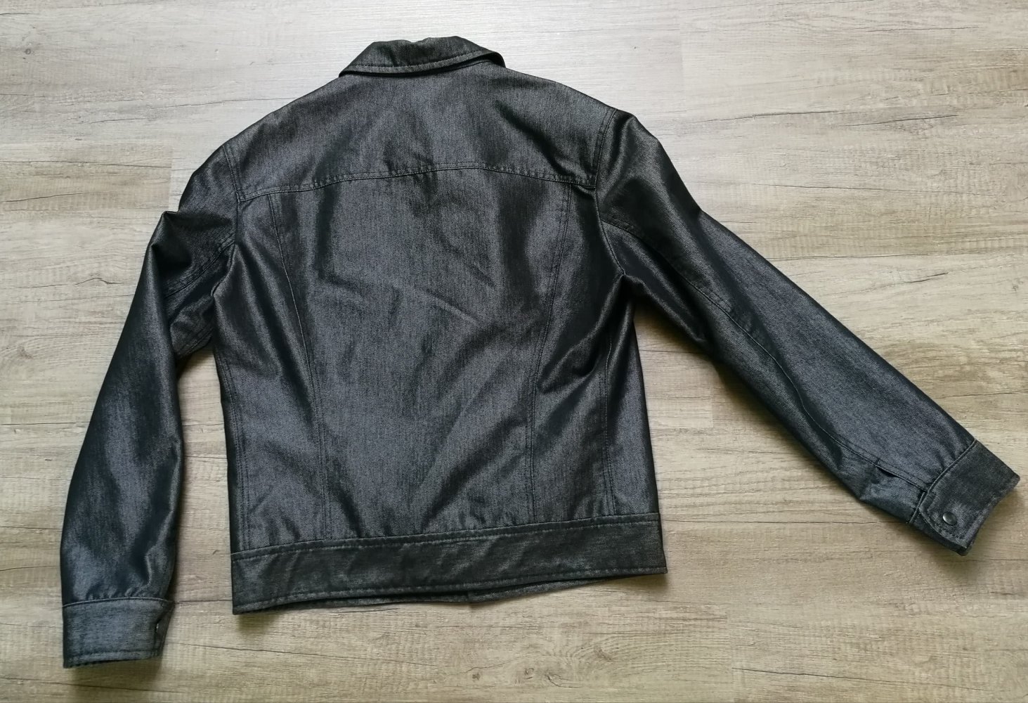 Zara Jeansjacke Glanzjacke Silberglanzjacke 90er StyleGr. L! Unisex Vintage Design superchic!