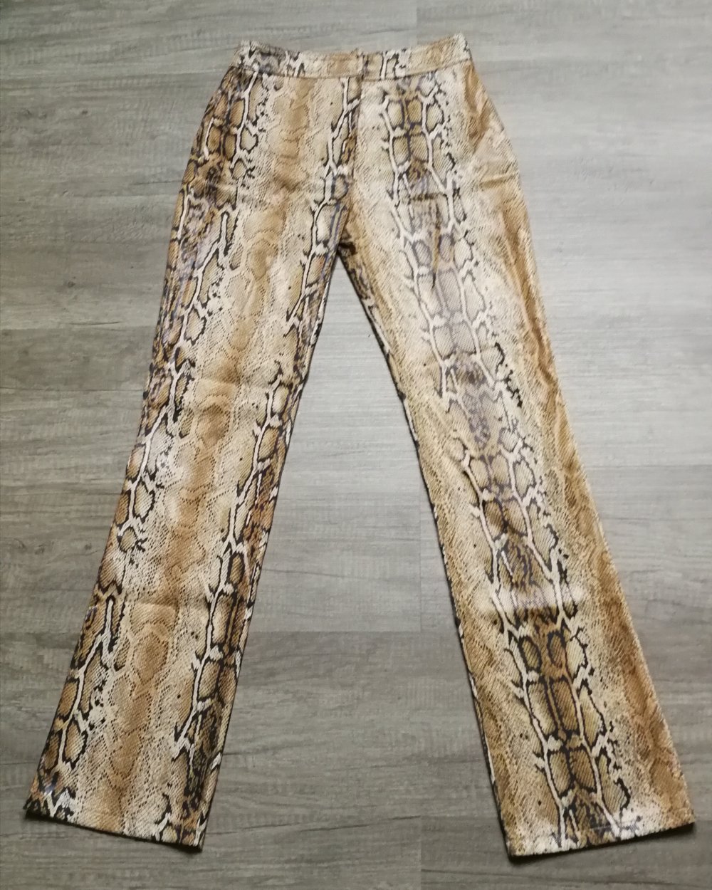 Damenhose Schlangenlederhose Imitat vegan Rockstar Reptil True Vintage Retro 