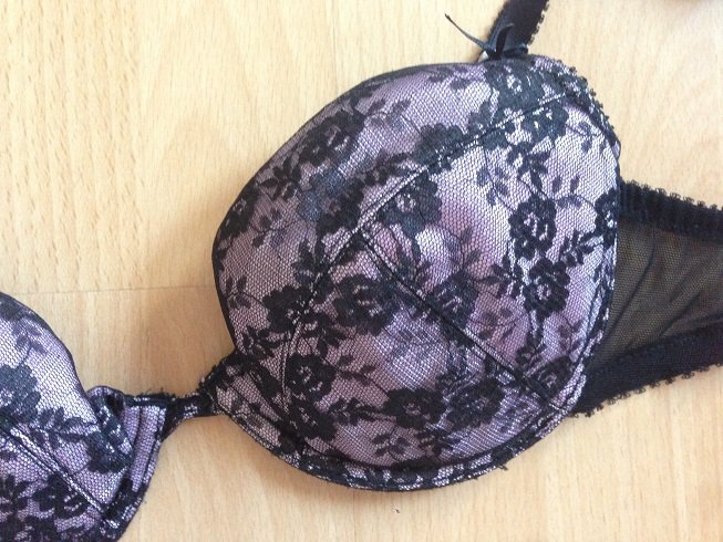 BH Spitzen BH Lingerie Spitzenstoff Burlesque Sexy Netzanteil Push-Up