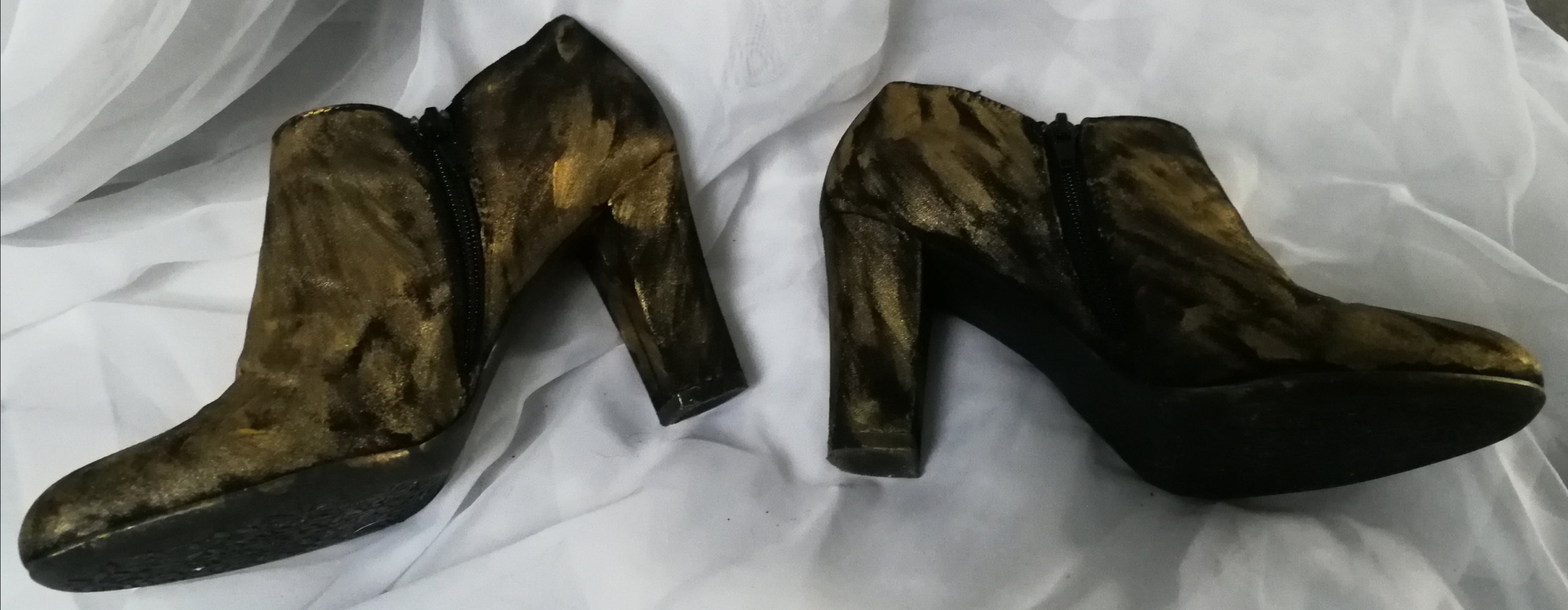 Gold-Designer-Kunstmuster Eyecatcher Custom-Pumps High Heels Stiefeletten