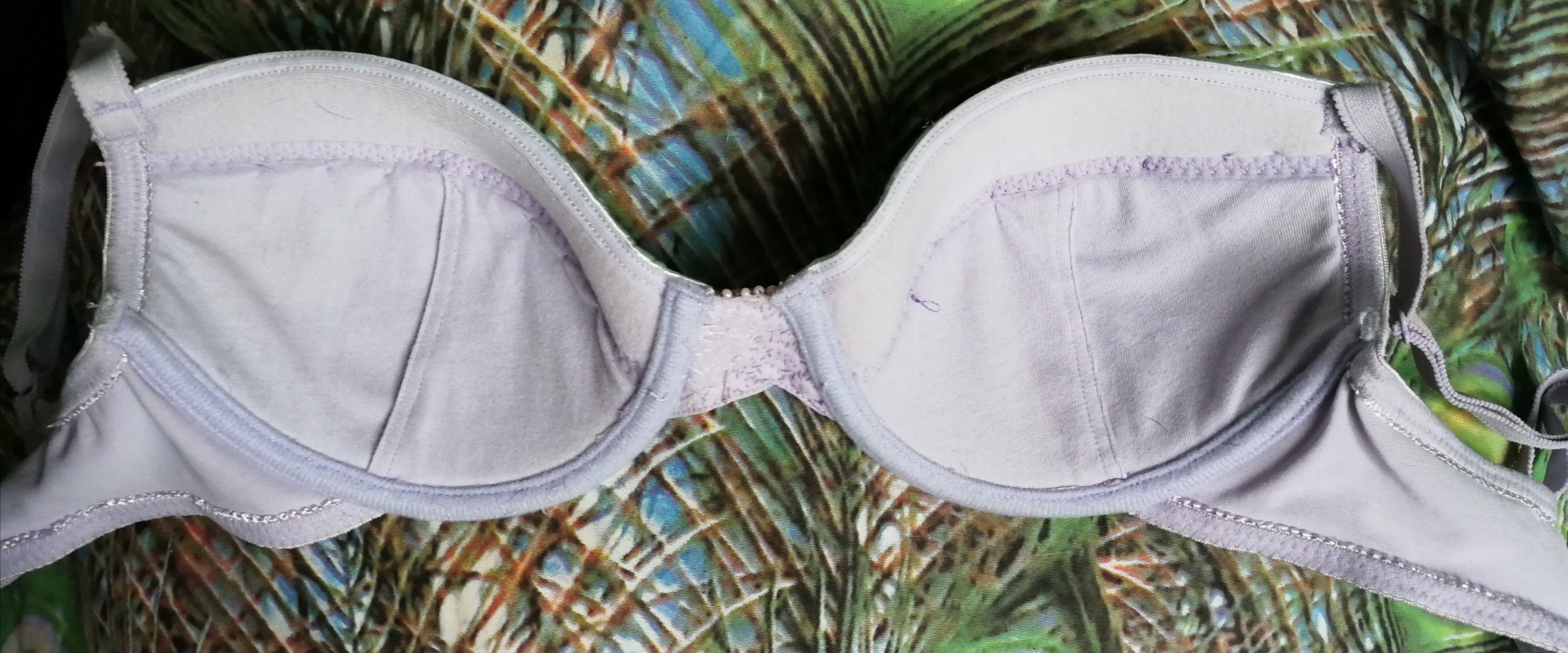 BH mit Handarbeit-Perlenbesatz! Glam Stage Bühnenoutfit Satin True Vintage