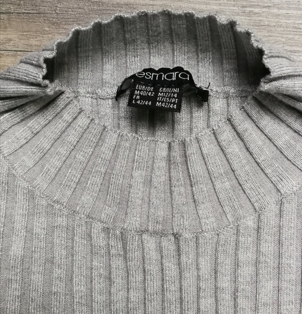 Pulli Pullover Silber Grauer Streifenpullover Rippenstyle moderne Eleganz Basic Pulli Esmara