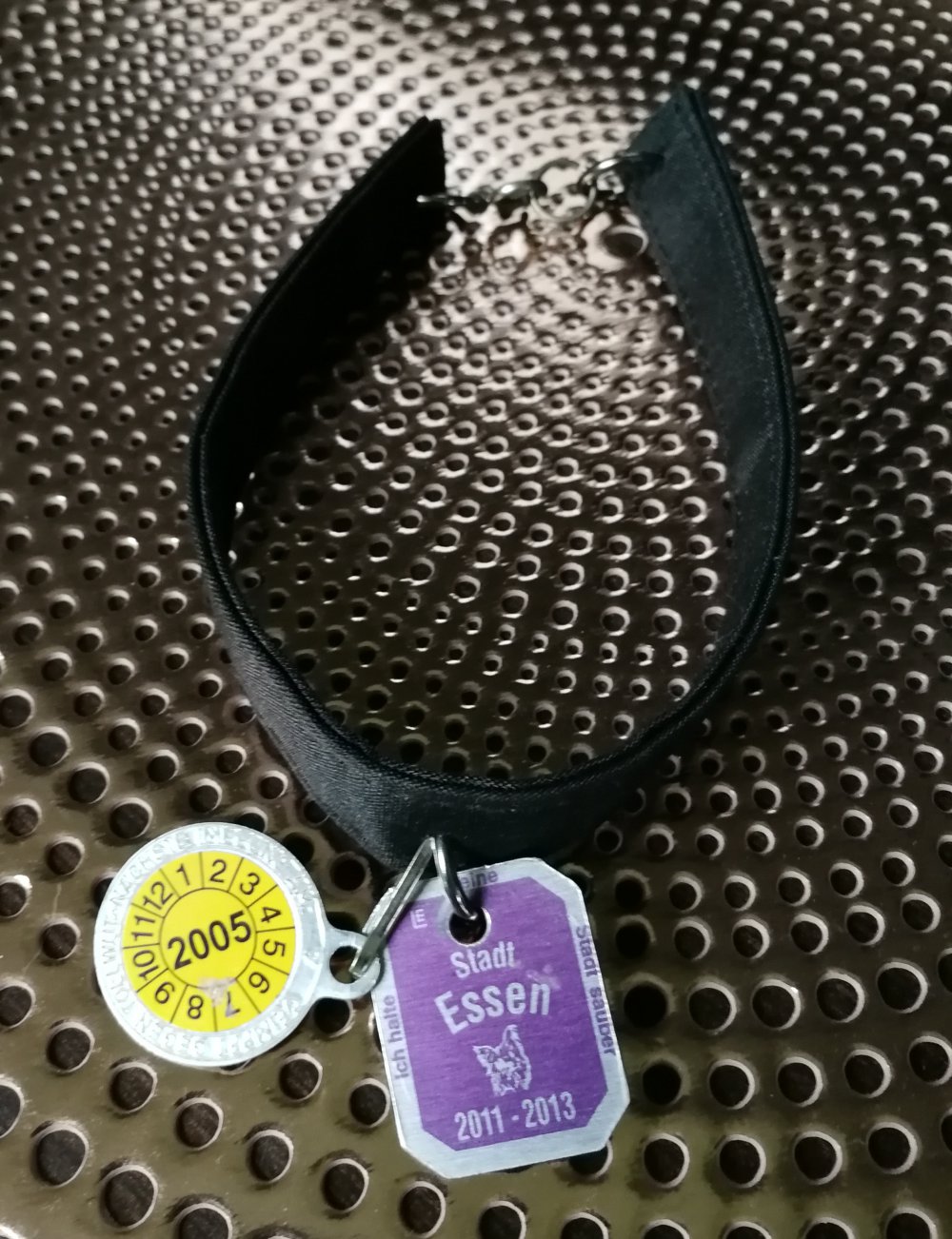 Choker Halsband Halskette Dogcollar BDSM Fetisch Freakschmuck! Custom Designerschmuck! 