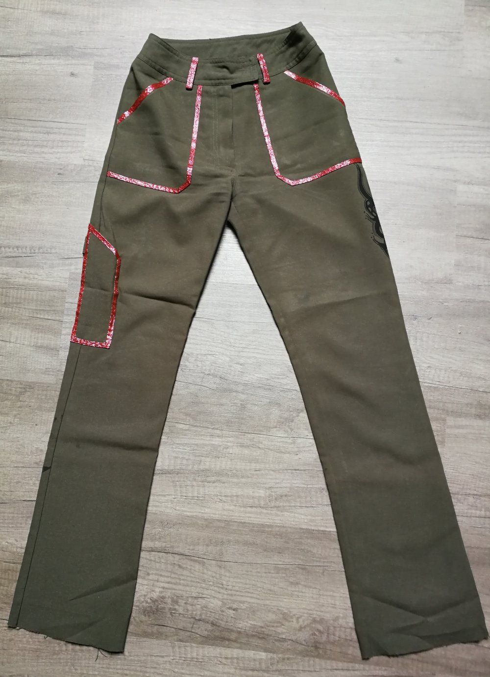 Stoffhose Bühnenoutfit Military Cargohose Designerhose Heavy Metal Rockchick Style! 90er Vintage Custom Unikat!