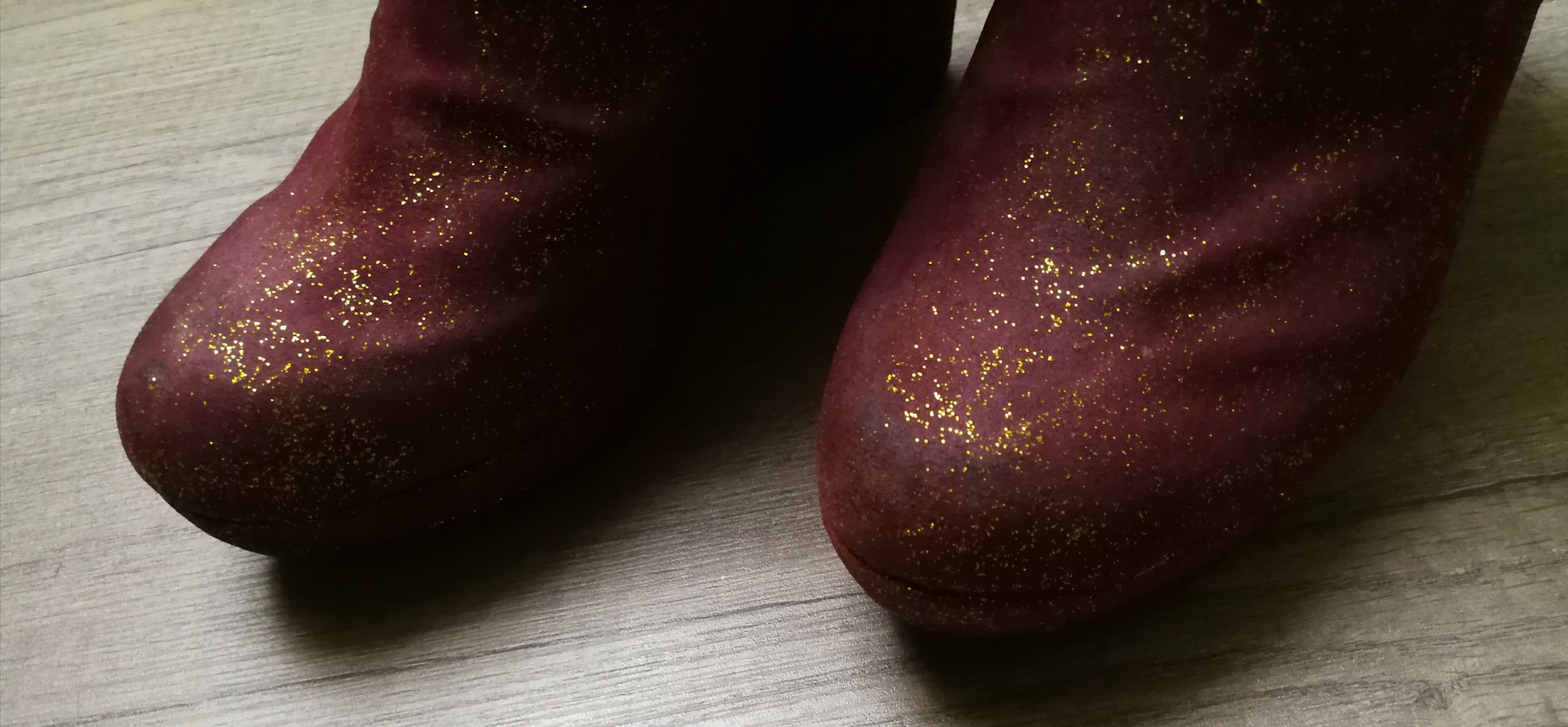 Stiefeletten Wedges Plateau Lederimitat vegan Bordeaux Goldglitter Glam 36