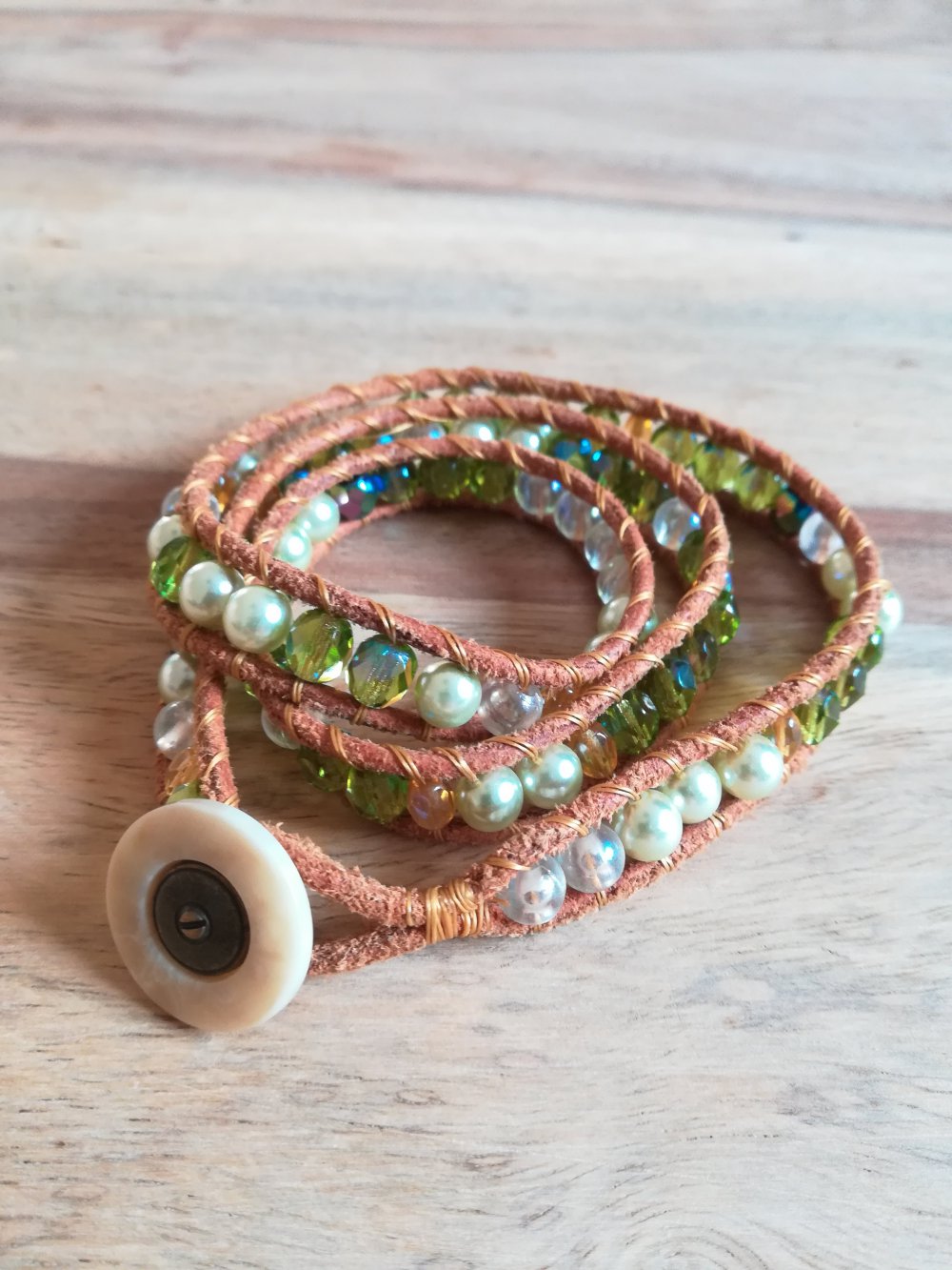 Grünes Glitzer-Wickelarmband 