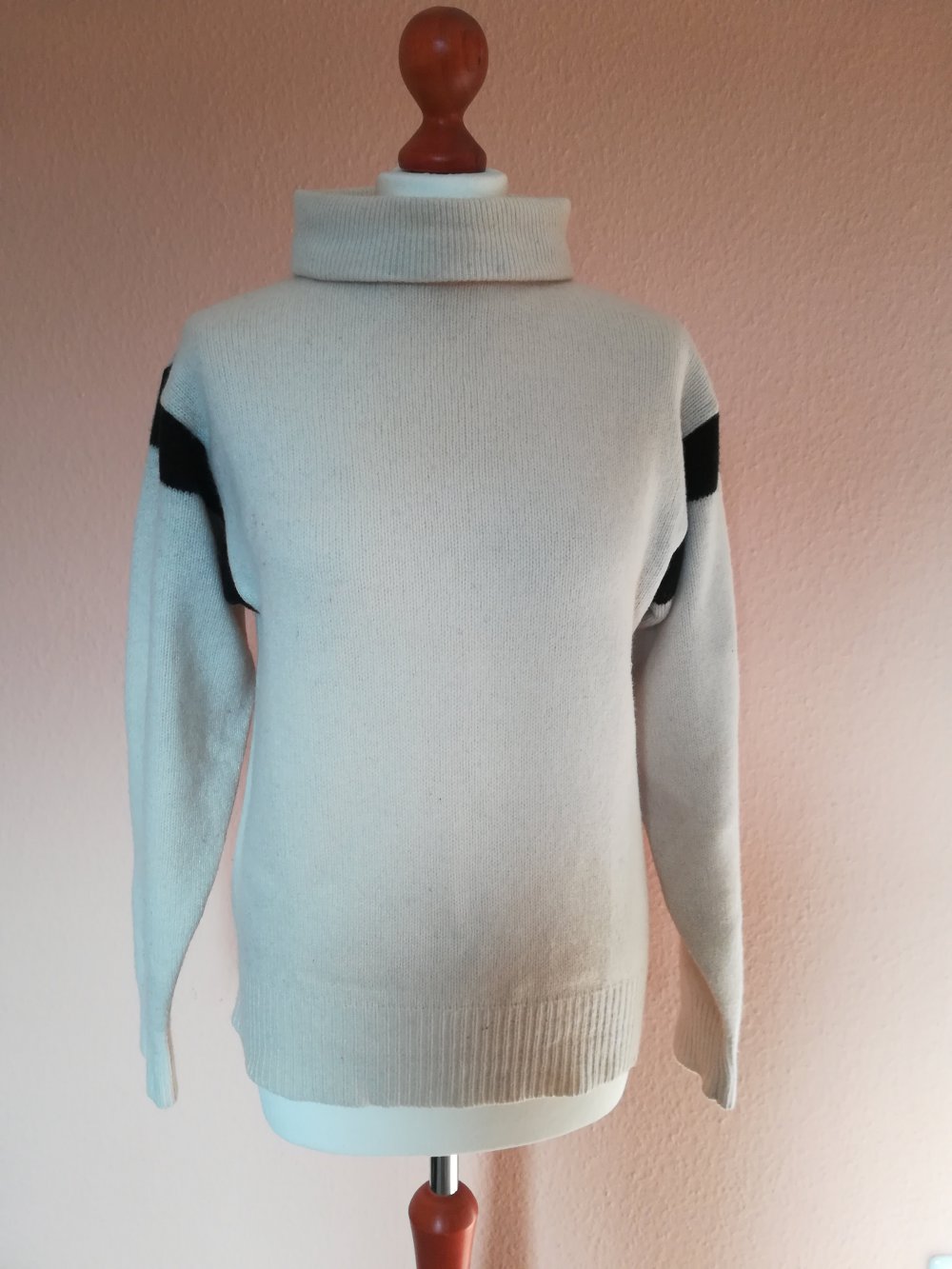 True Vintage Pullover