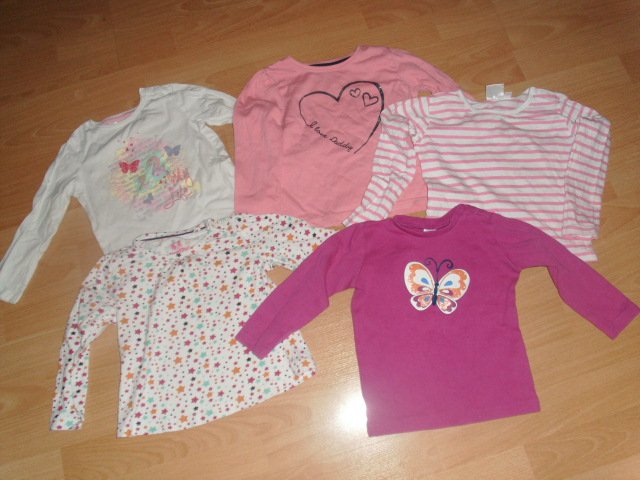 15 Langarmshirts, Gr. 86 und 86/92