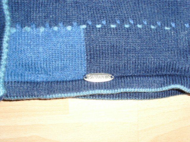 Strickjacke von Giesswein, blau mit Motiven, Gr. 42