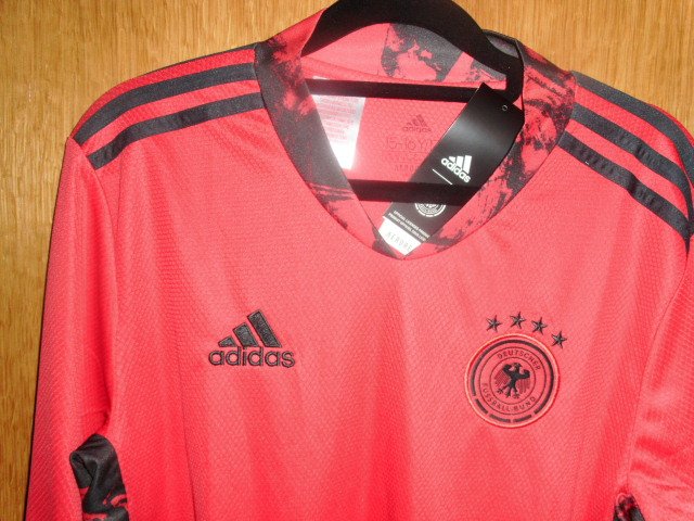 DFB Torwarttrikot von Adidas rot, Gr. 176 ( 2020) 