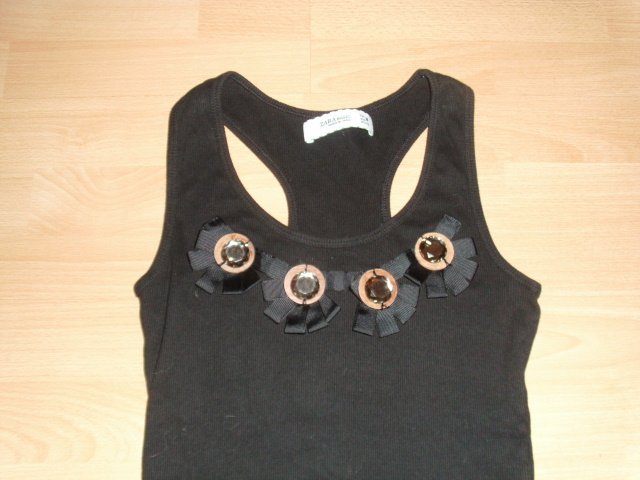 Top von Zara, schwarz mit Ziersteinen, Gr.36/38