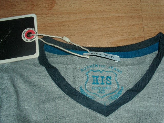 Langarmshirt von H.I.S. hellgrau mit Motiv, Gr. L mit Etikett
