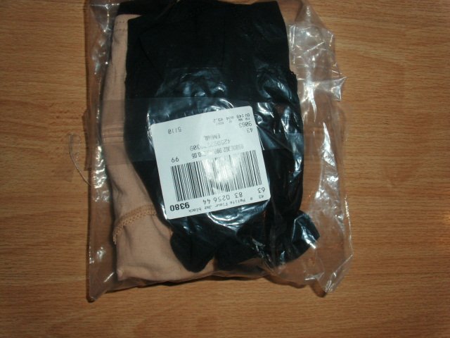 3 Damenslips von Petite Fleur, schwarz und beige, Gr. 36/38 OVP