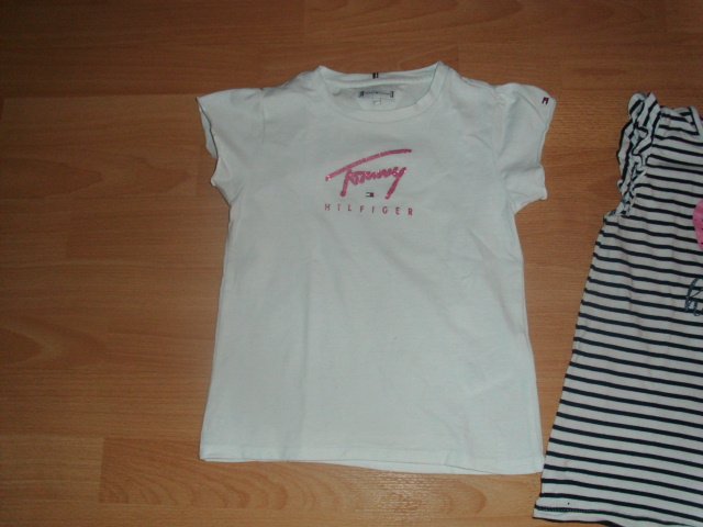 2 T-Shirts, Hilfiger + Topolino, Gr. 122