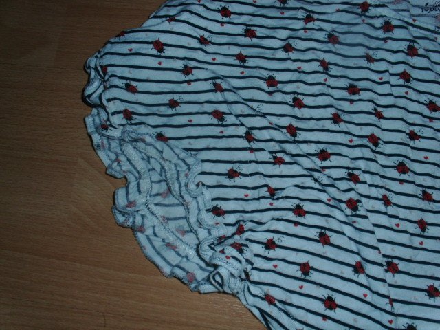 Poncho-Shirt von Topolino, geringelt mit Marienkäfern, Gr. 116