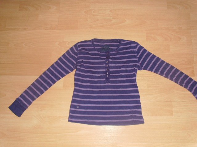 Langarmshirt von Pepperts, lila geringelt, Gr. 122