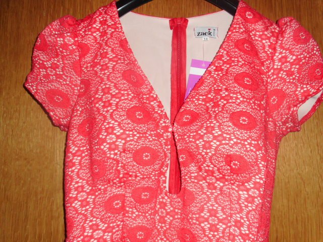 Spitzenkleid von John Zack London, rot, Gr. 40 mit Etikett