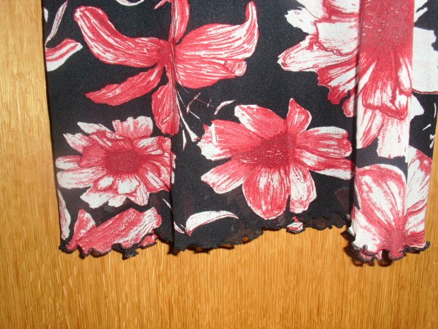 Kleid von Street One, schwarz mit Blumen, Gr. 42