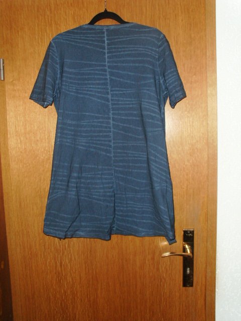 Longshirt von Heine, blau mit Applikation, Gr. 38 mit Etikett
