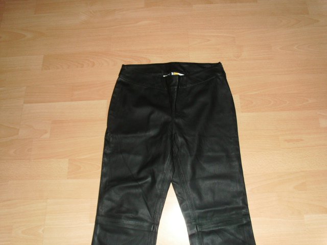 Kunstlederröhrenhose von Street One, schwarz, Gr. 36 NEU