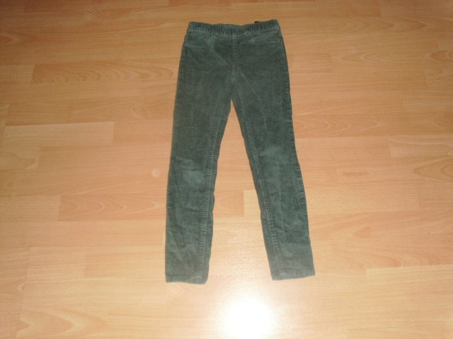 Hose von H&M, dunkelgrün, Gr. 122