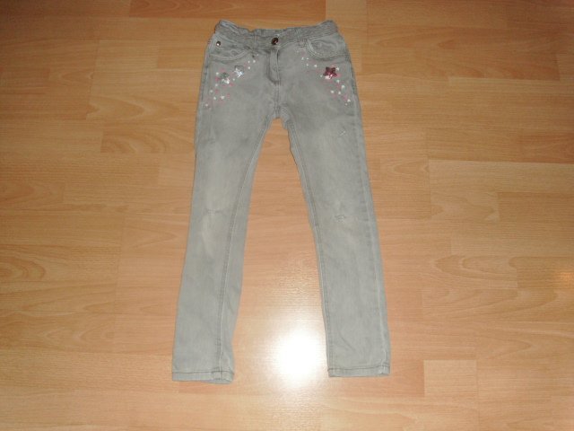 Jeans von Topolino, hellgrau mit Sternen, Gr. 128