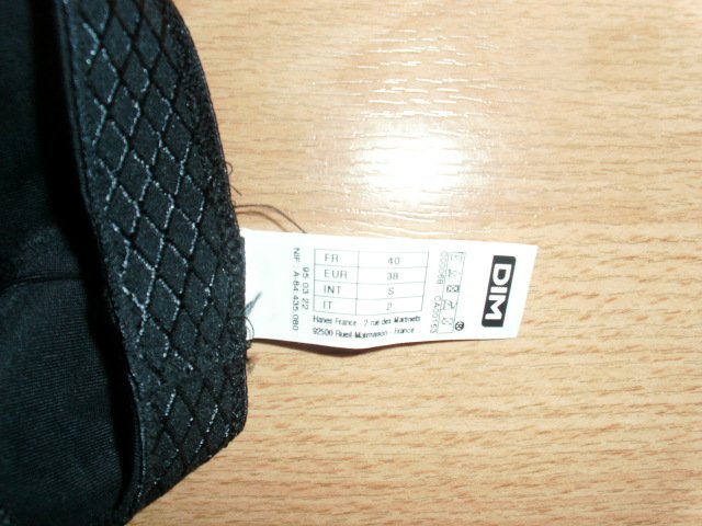 Slip von DIM, schwarz mit Shaping Effekt, Gr. 38 NEU