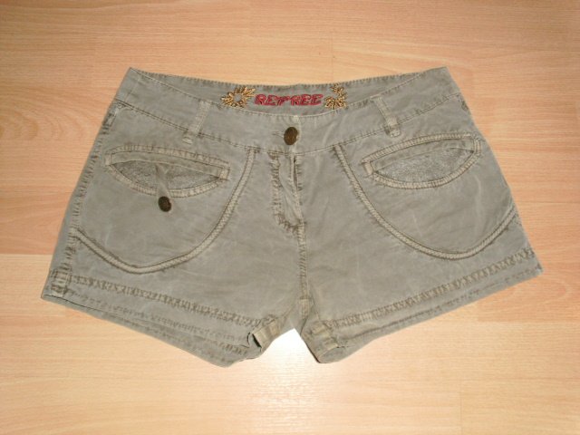 Shorts von Refree, khaki mit Spitze, Gr. 38