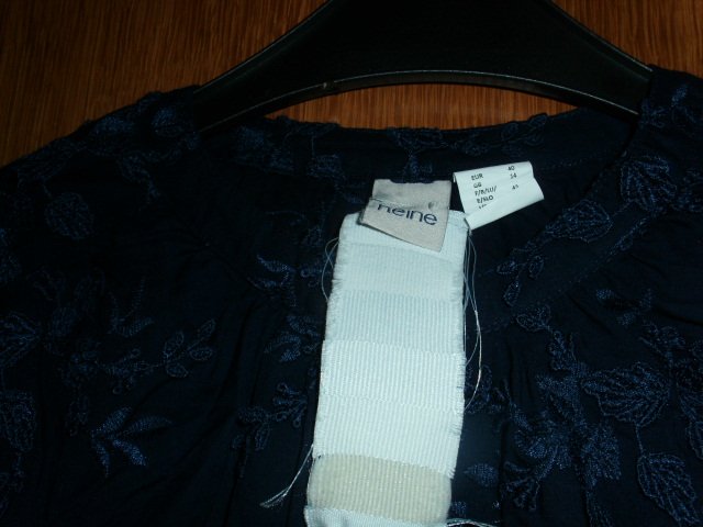 Bluse von Heine, dunkelblau mit Motiven, Gr. 40