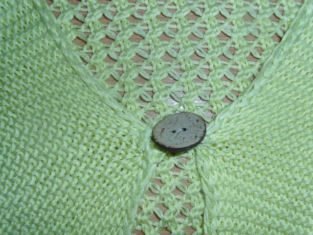 Bolerojacke von Gina Laura, hellgelb mit Lochmuster, Gr. 46/48