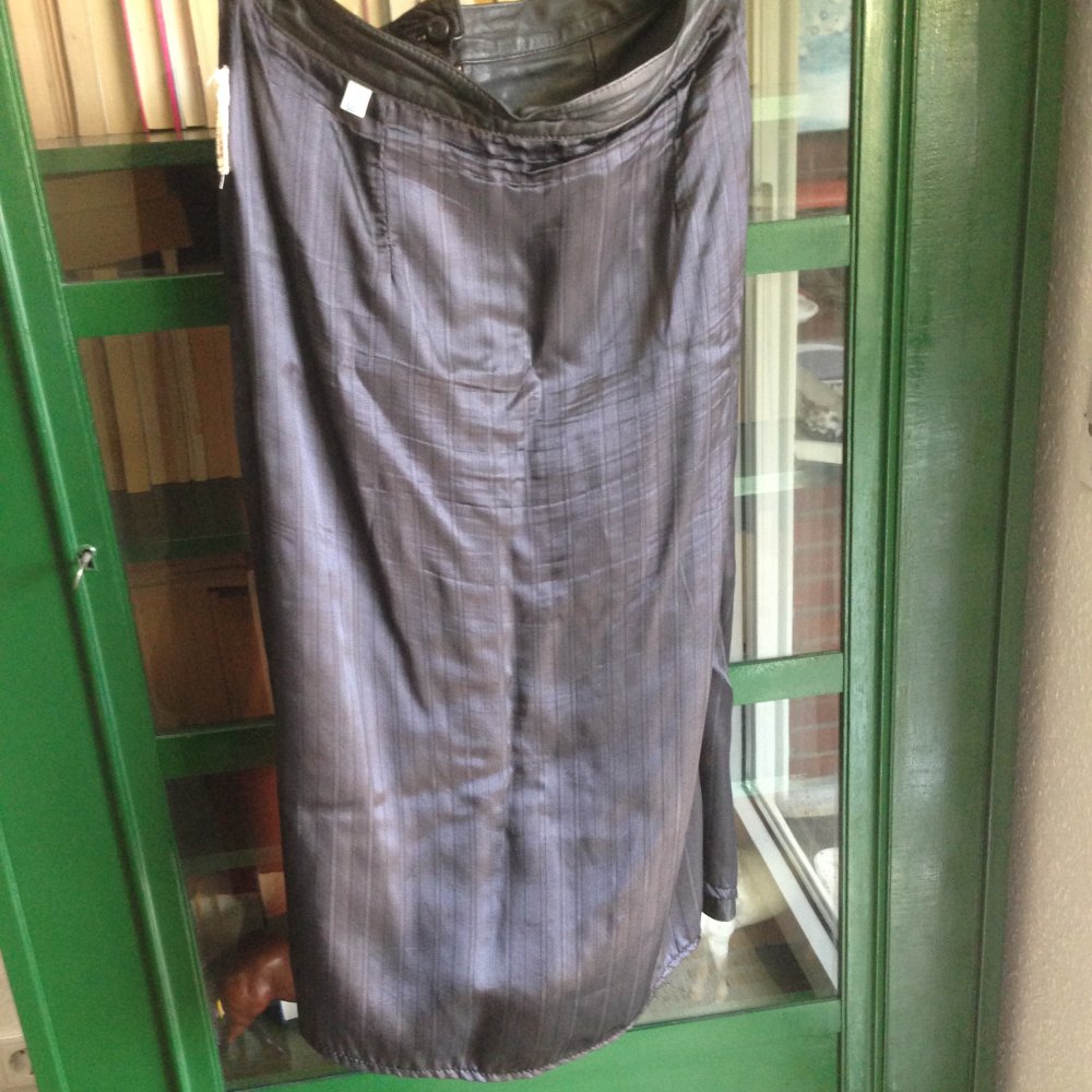 True Vintage Rock Midi Leder schwarz ca. 36