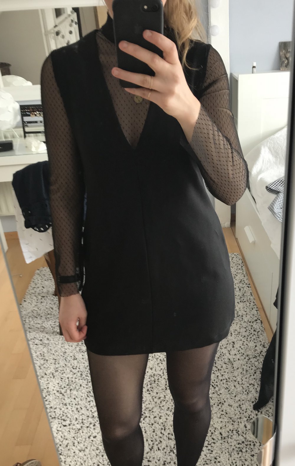 Schwarzes Kleid Zara Schwarzes Kleid Zara