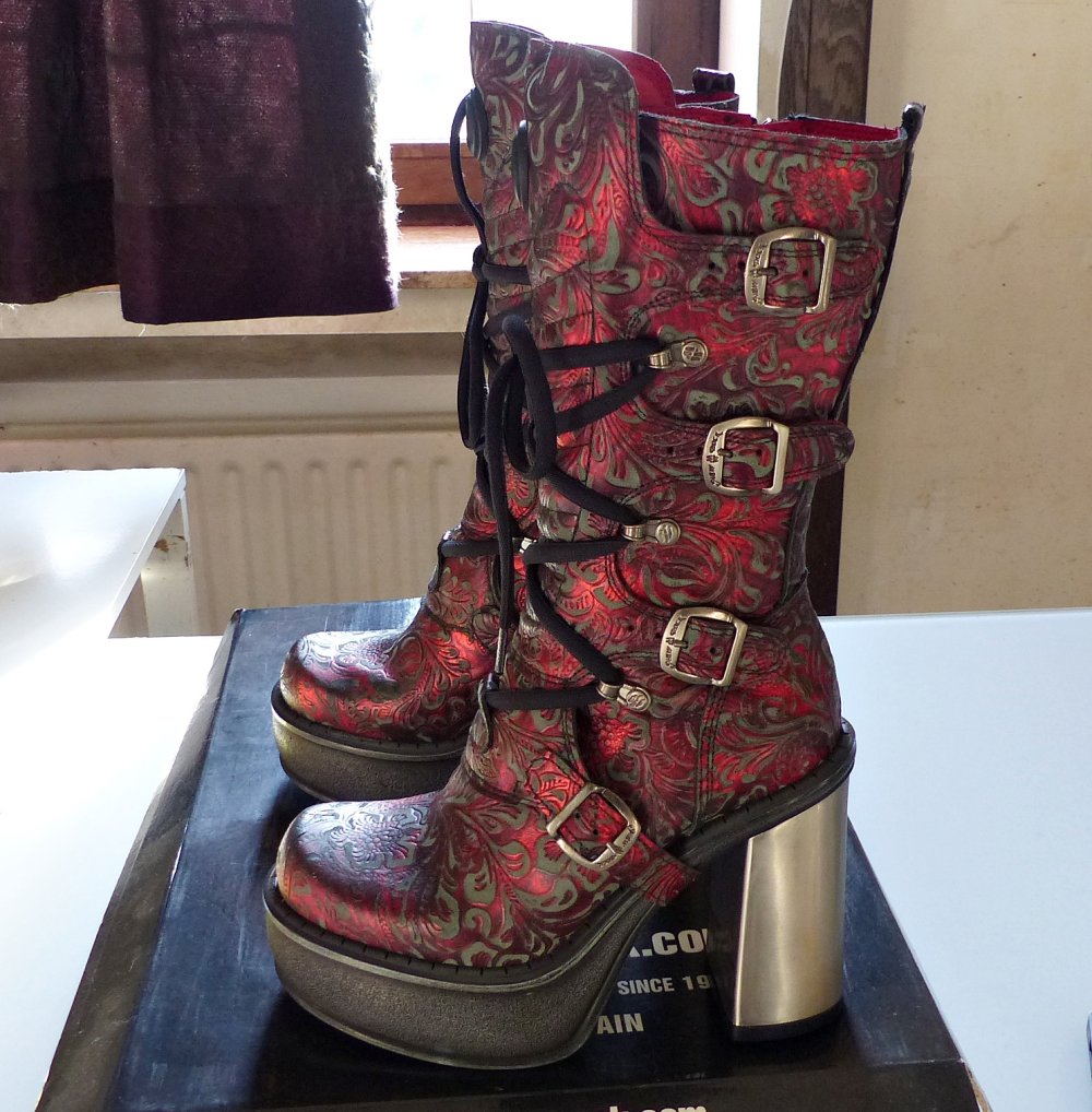 Original New Rock Stiefel neuwertig Vintage Flower