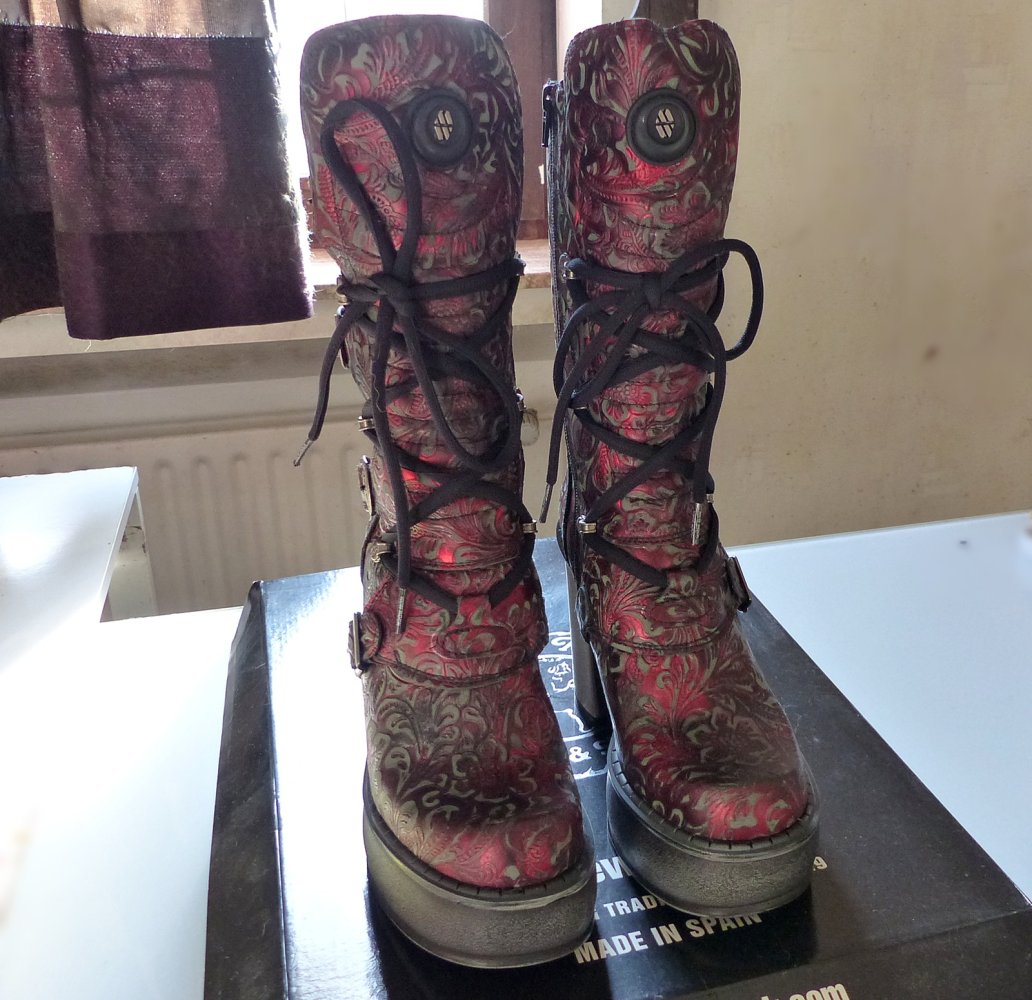 Original New Rock Stiefel neuwertig Vintage Flower