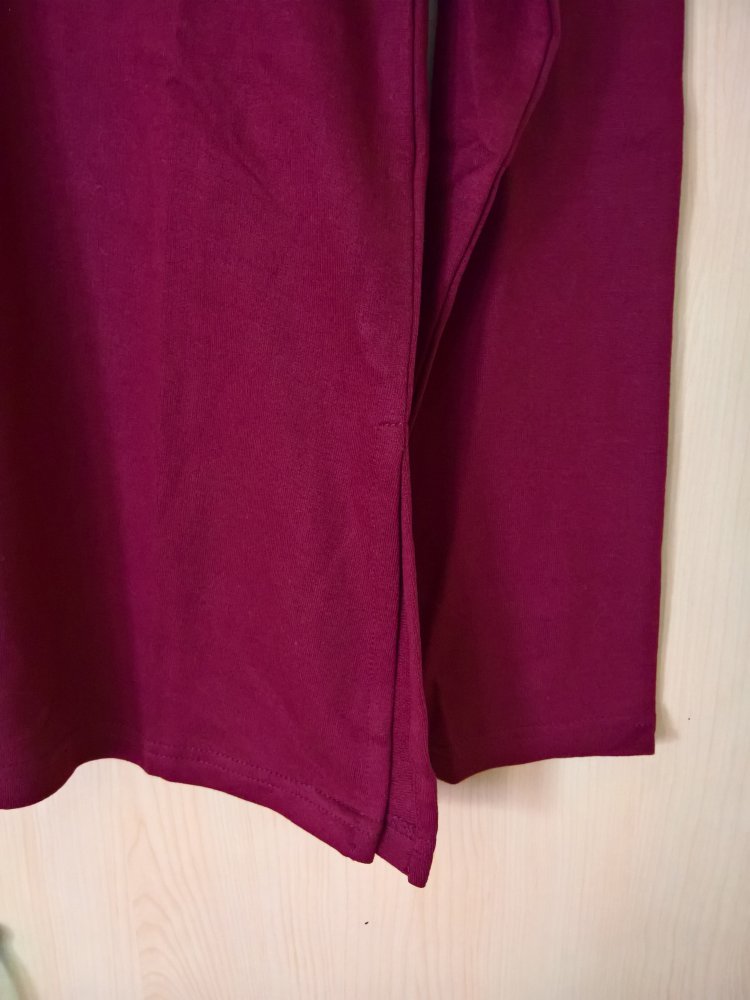 neues Sweatshirt Gr. 32/34 XS (auch S/36?) ahornrot