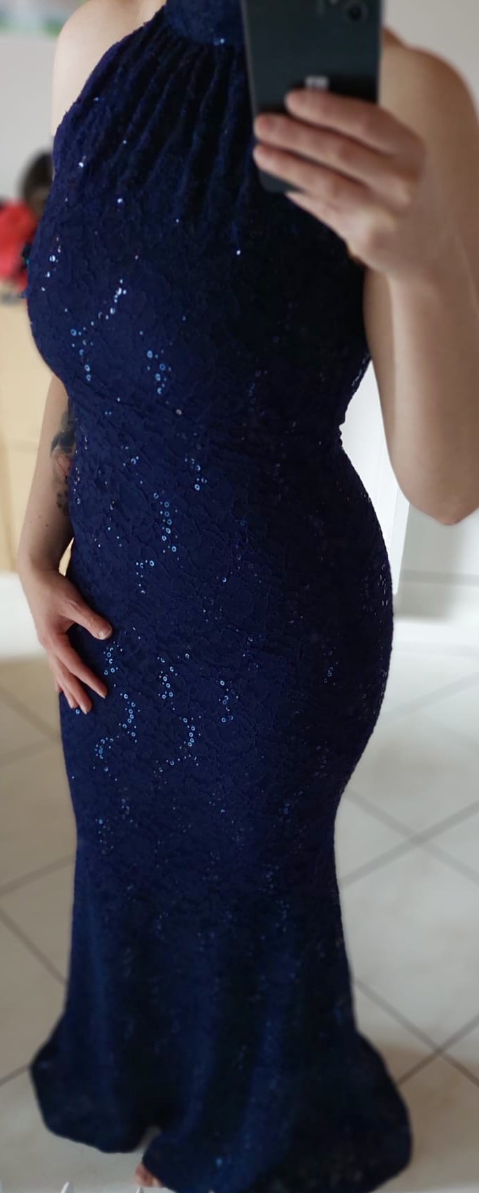 Schönes Abendkleid