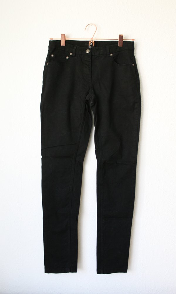 Schwarze Stoffhose