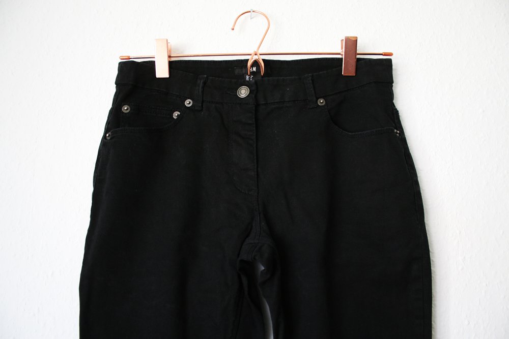 Schwarze Stoffhose