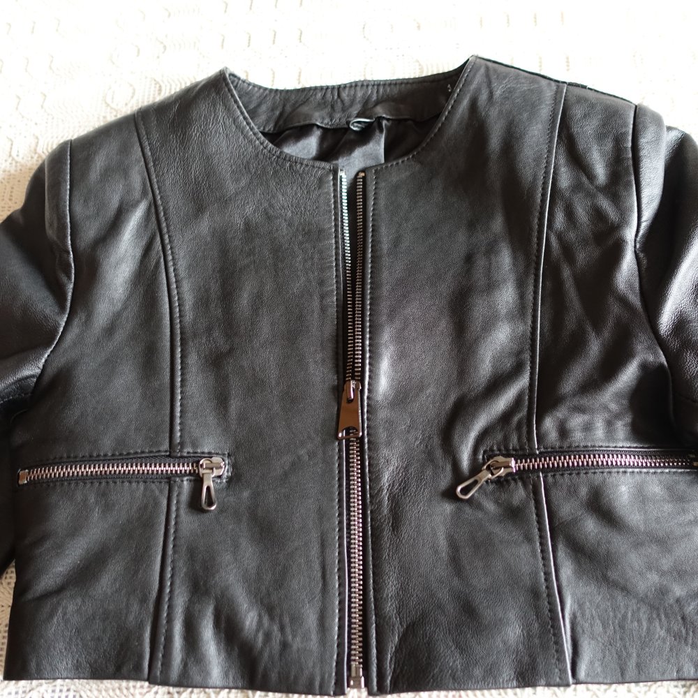 Jacke, Bolero, echt Leder, ca. Gr. 34/36 bzw. ca. Gr. XS/S, neu, nicht getragen, schwarz