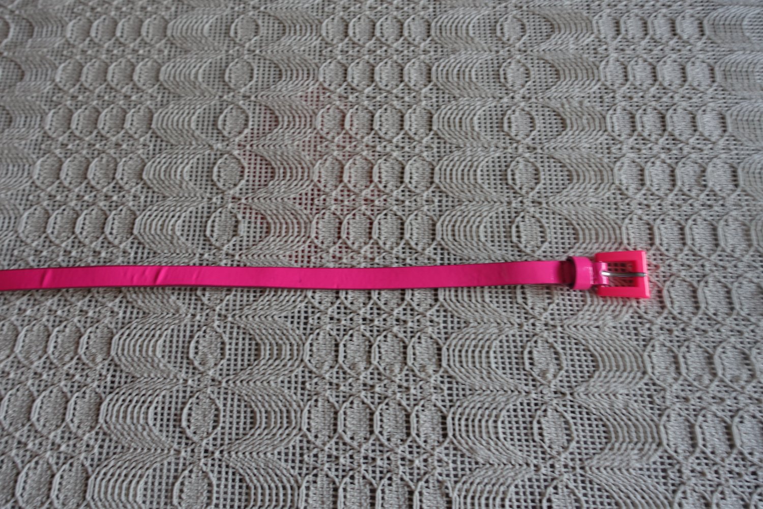 Vintage - Gürtel, pink, schmal, Ges.-Lg. ca. 105 cm, Lack-Kunstleder, 3,00 Euro